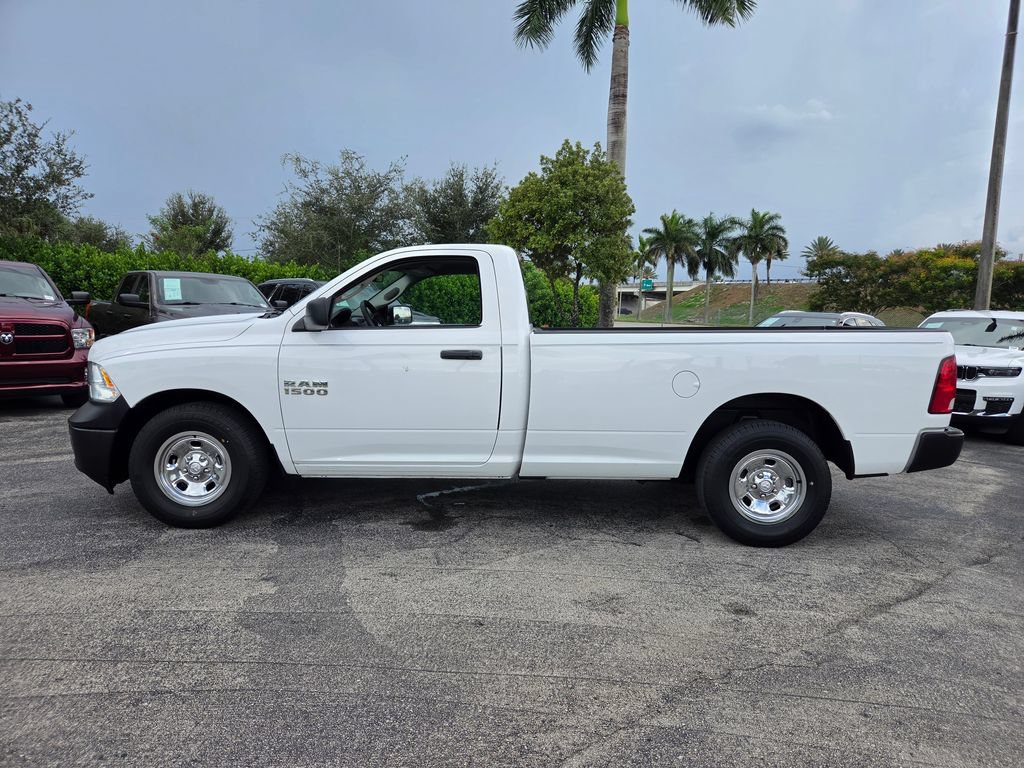 Used 2018 RAM 1500 Express RWD image 14