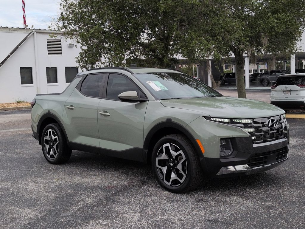 Used 2024 Hyundai Santa Cruz Limited AWD/4WD image 2
