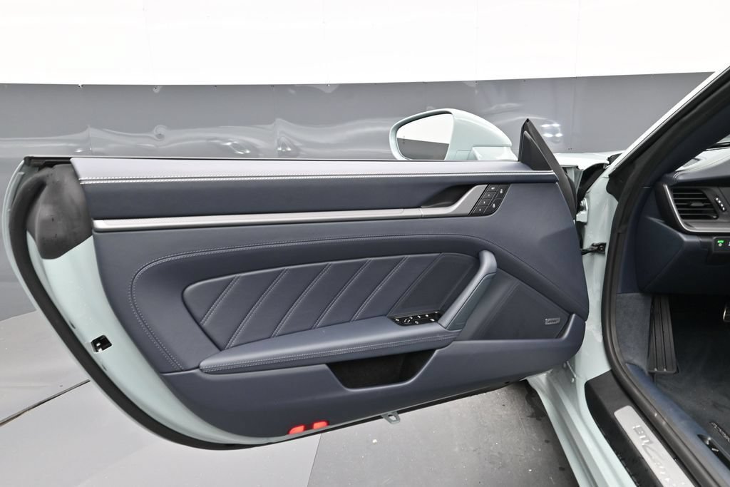 Certified 2026 Porsche 911 Carrera 4S AWD/4WD image 8