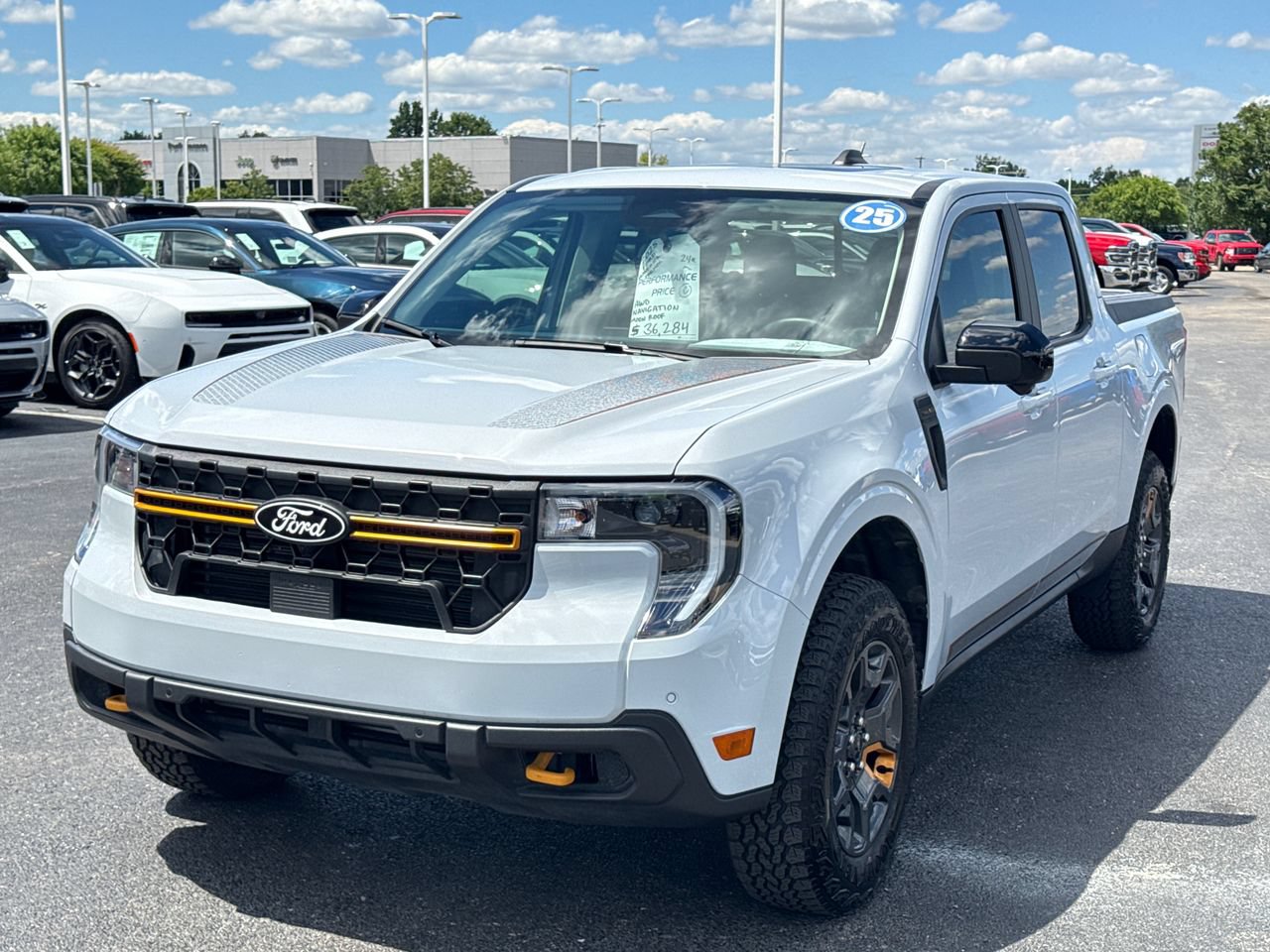 Used 2025 Ford Maverick Tremor AWD/4WD image 7