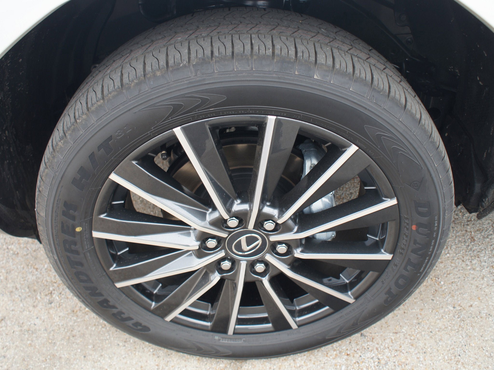 Used 2026 Lexus GX 550 w/ Cold Area Package image 26