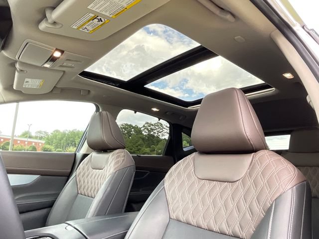 Used 2025 Nissan Murano Platinum AWD/4WD image 24