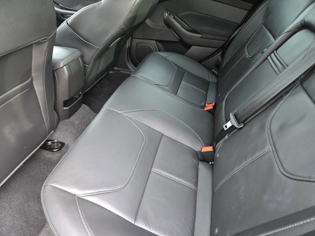 Used 2015 Ford Focus SE w/ Equipment Group 201A image 38