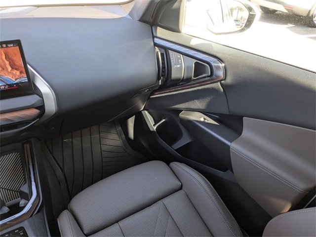 Used 2025 BMW X3 xDrive30i w/ Convenience Package image 17