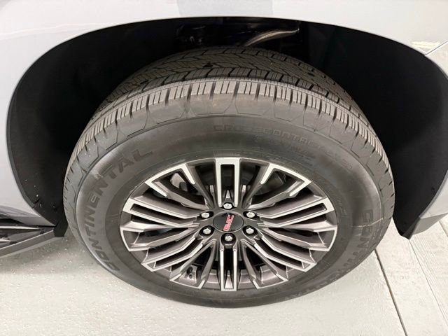 New 2026 GMC Yukon XL Elevation w/ LPO, Floor Liner Package image 4