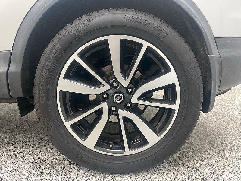 Used 2018 Nissan Rogue Sport SL w/ SL Premium Package image 27