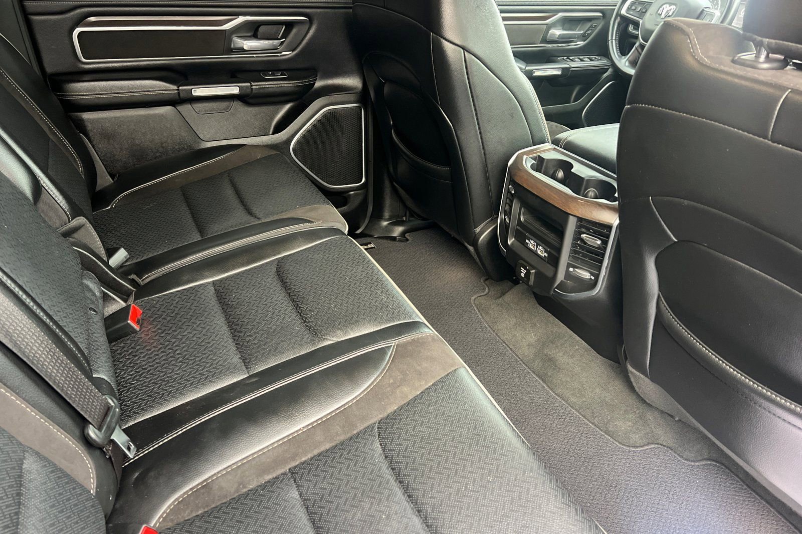 Used 2022 RAM 1500 Laramie image 19