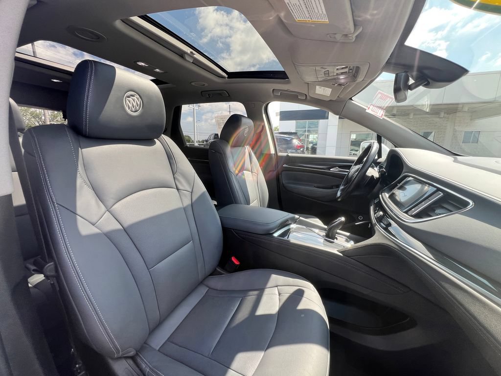 Used 2020 Buick Enclave Premium w/ Sun and Sites Package AWD/4WD image 47