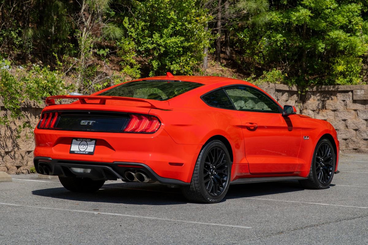 Used 2020 Ford Mustang GT Premium w/ GT Performance Package RWD image 7