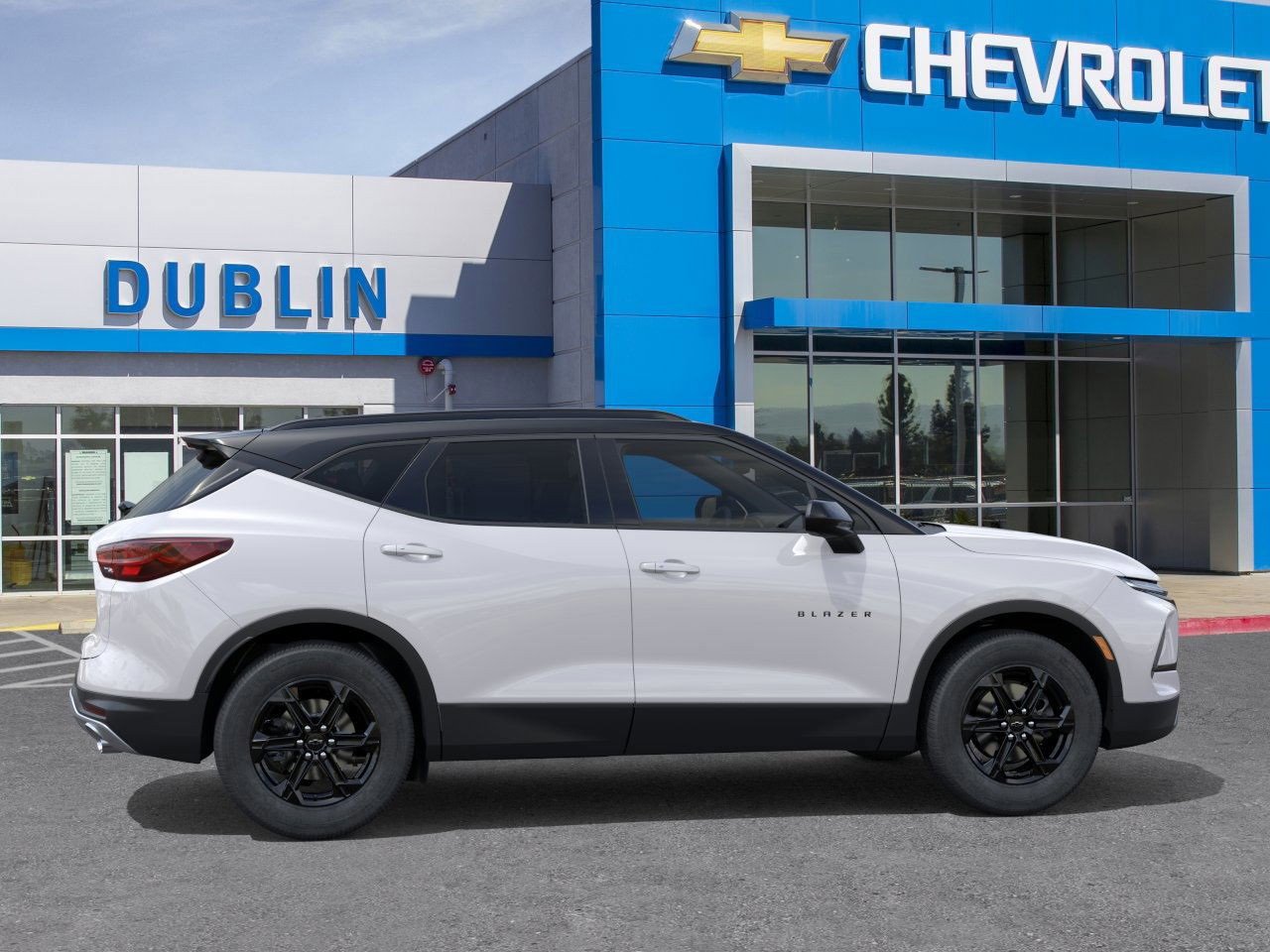 New 2025 Chevrolet Blazer LT w/ Convenience Package image 6