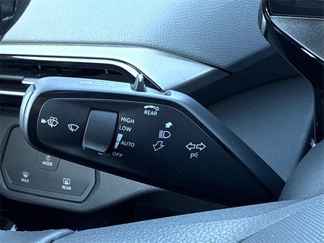 New 2026 Volkswagen ID.4 Pro image 32