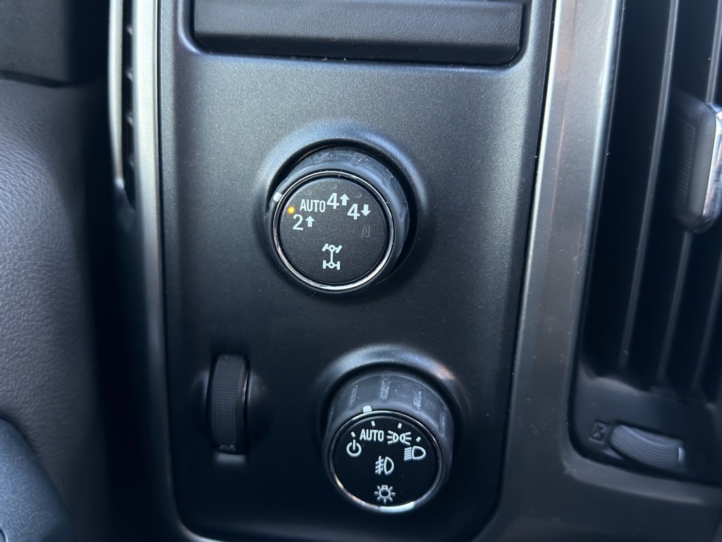 Used 2018 Chevrolet Silverado 1500 LTZ w/ Sport Package image 42