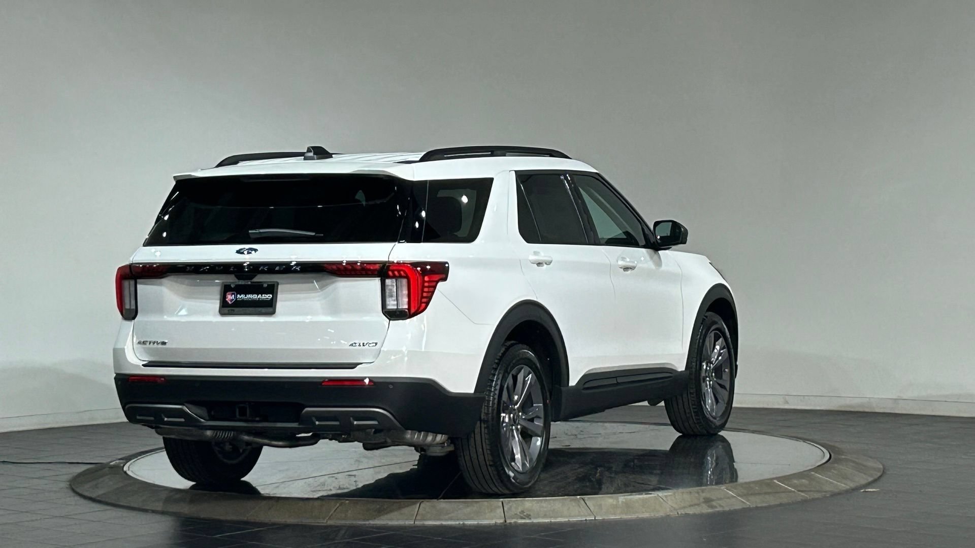 New 2026 Ford Explorer Active w/ Active Comfort Package AWD/4WD image 10