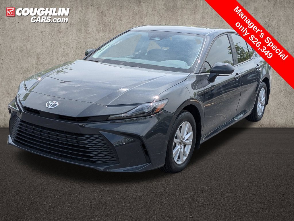 Used 2025 Toyota Camry LE AWD/4WD image 6