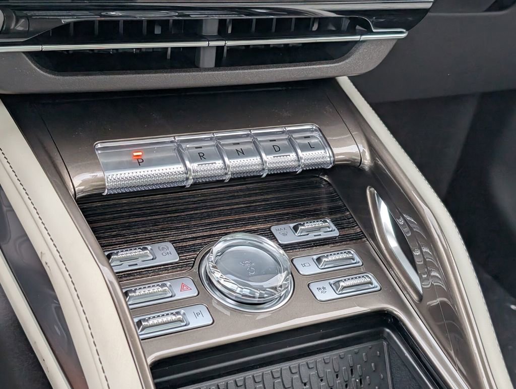 New 2026 Lincoln Nautilus Black Label AWD/4WD image 16