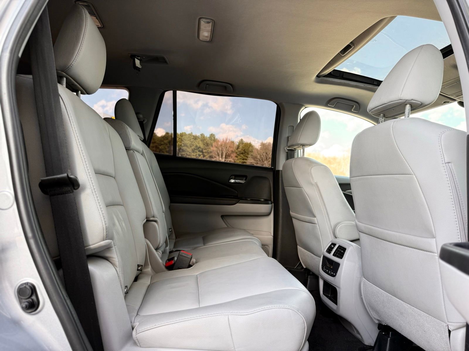 Used 2017 Honda Pilot EX-L image 22