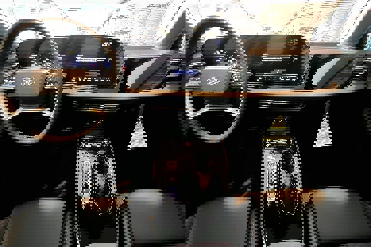 Used 2025 Audi A5 2.0T Premium Plus image 16