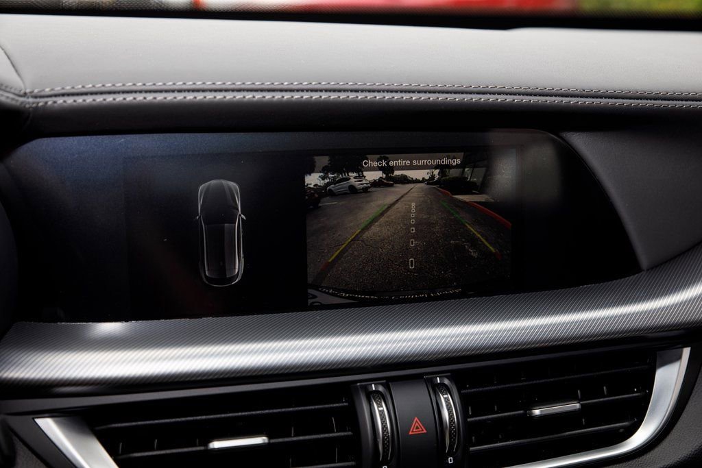 New 2025 Alfa Romeo Stelvio Sprint image 19