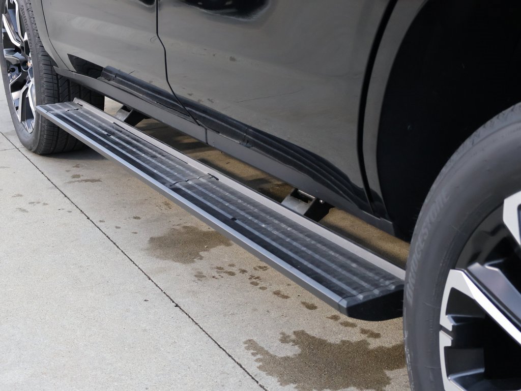 New 2025 Chevrolet Tahoe High Country image 9