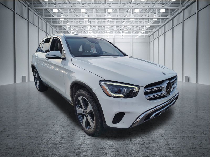 Used 2020 Mercedes-Benz GLC 300 4MATIC image 3
