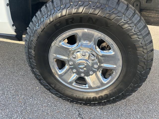 Used 2024 RAM 2500 Tradesman w/ Chrome Appearance Group AWD/4WD image 25
