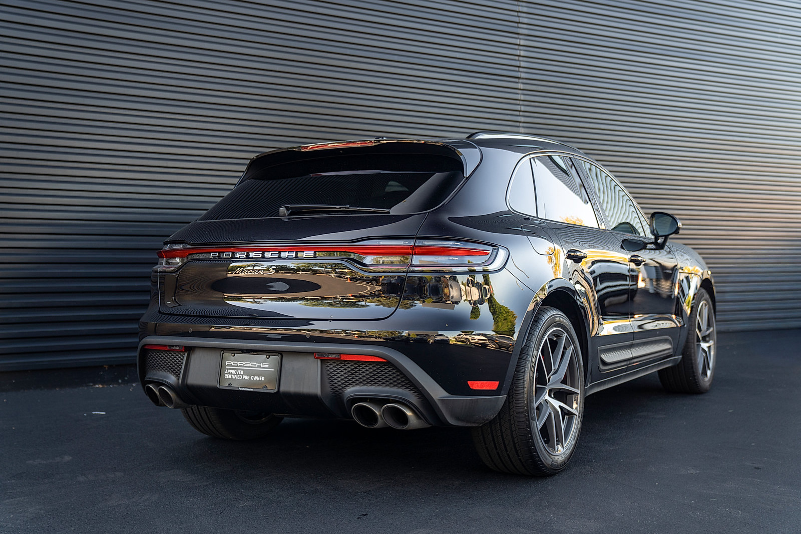 Certified 2026 Porsche Macan S AWD/4WD image 30