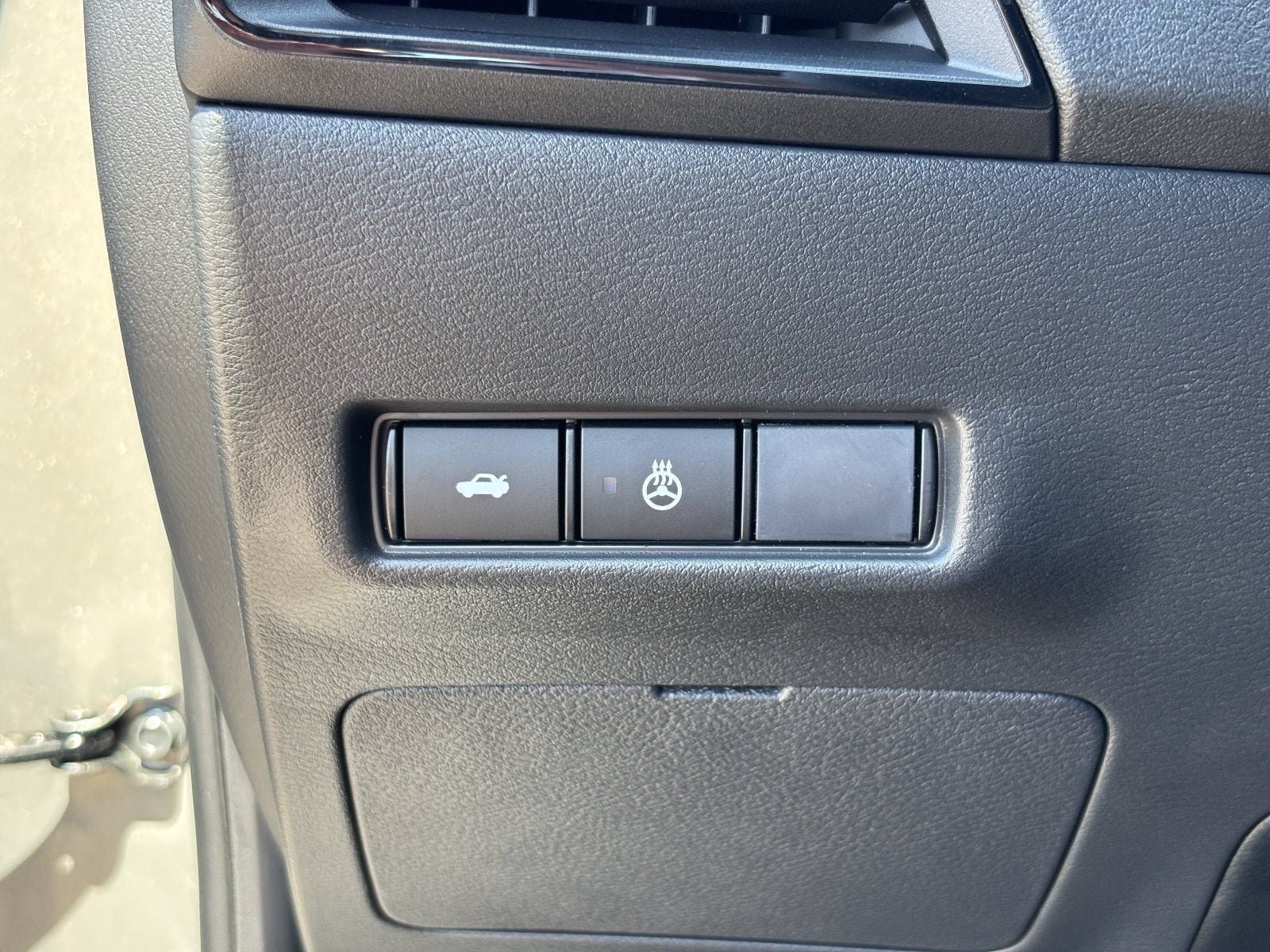 New 2026 Nissan Sentra SV w/ SV Convenience Package FWD image 23