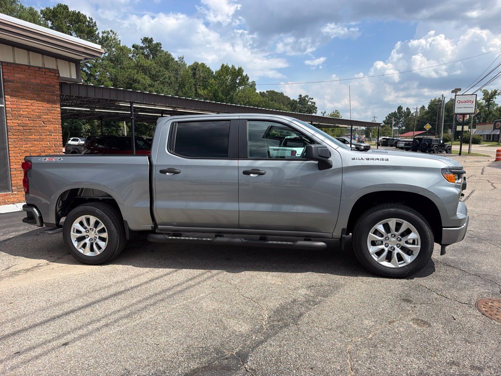 New 2026 Chevrolet Silverado 1500 Custom AWD/4WD image 4