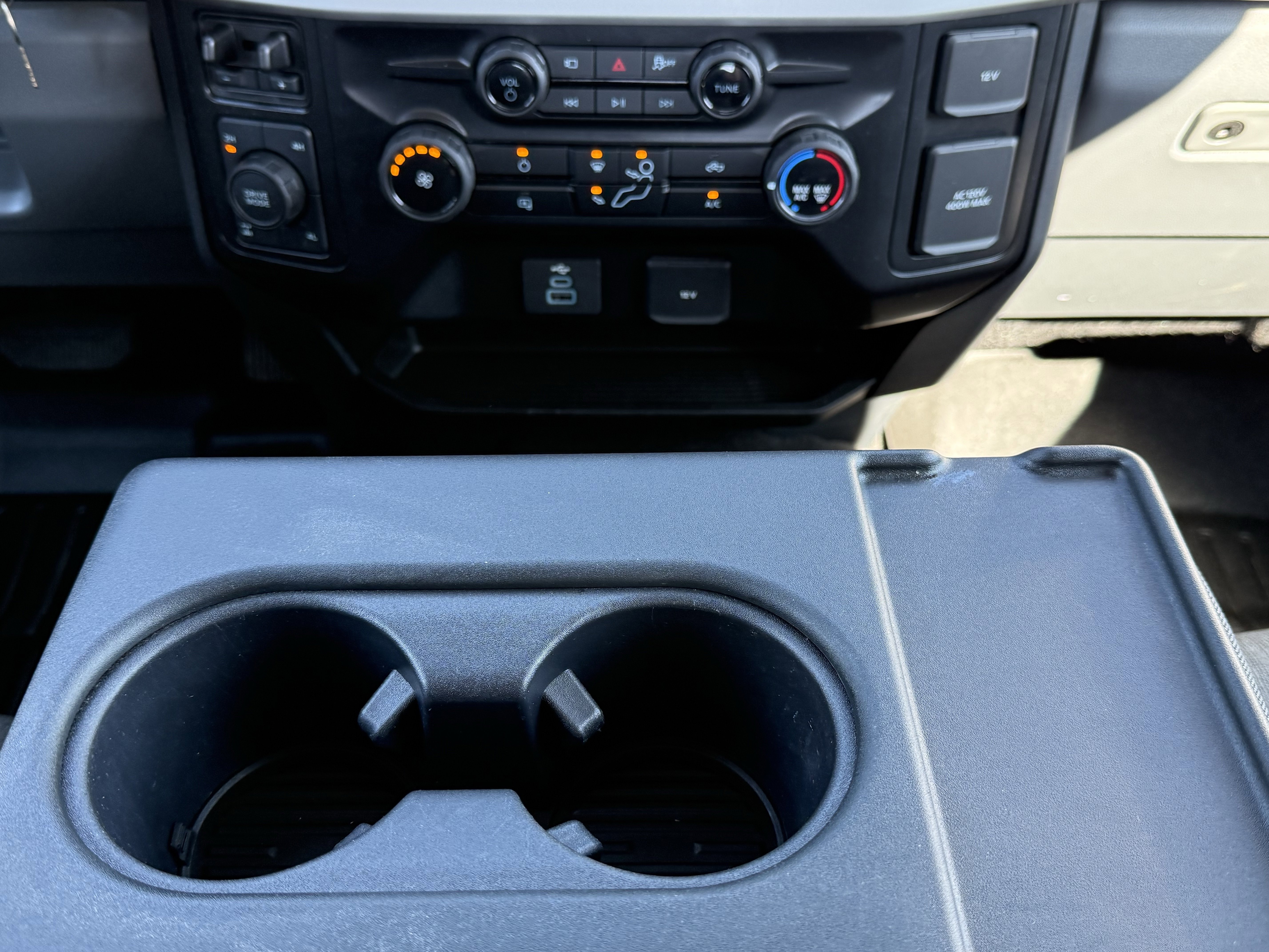 Used 2025 Ford F250 XL w/ STX Appearance Package image 29