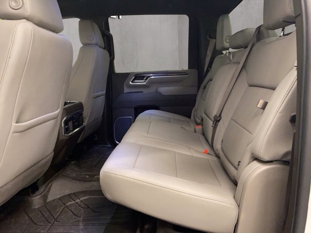 Used 2026 Chevrolet Silverado 3500 LTZ w/ LTZ Convenience Package AWD/4WD image 9