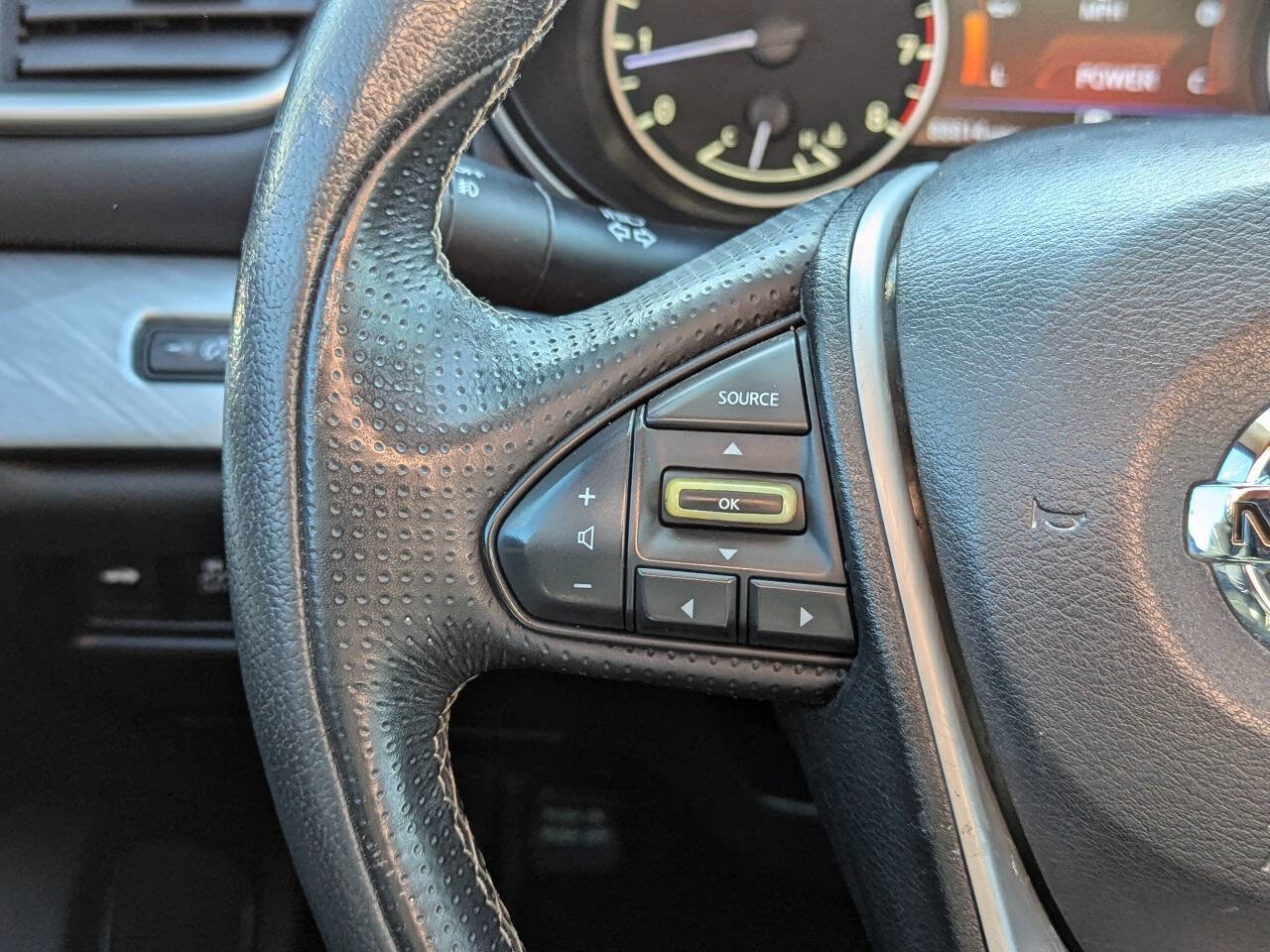 Used 2016 Nissan Maxima 3.5 SV image 24