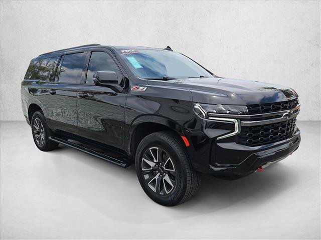 Used 2022 Chevrolet Suburban Z71 w/ Luxury Package AWD/4WD image 3