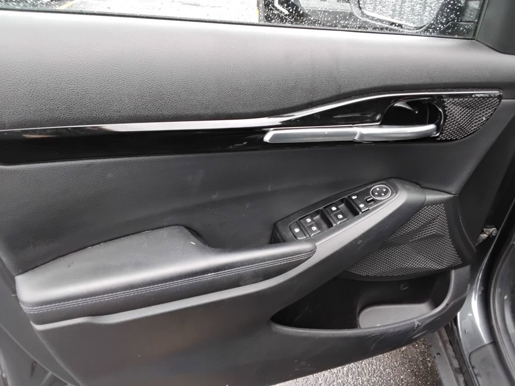 Used 2023 Kia Seltos S image 9