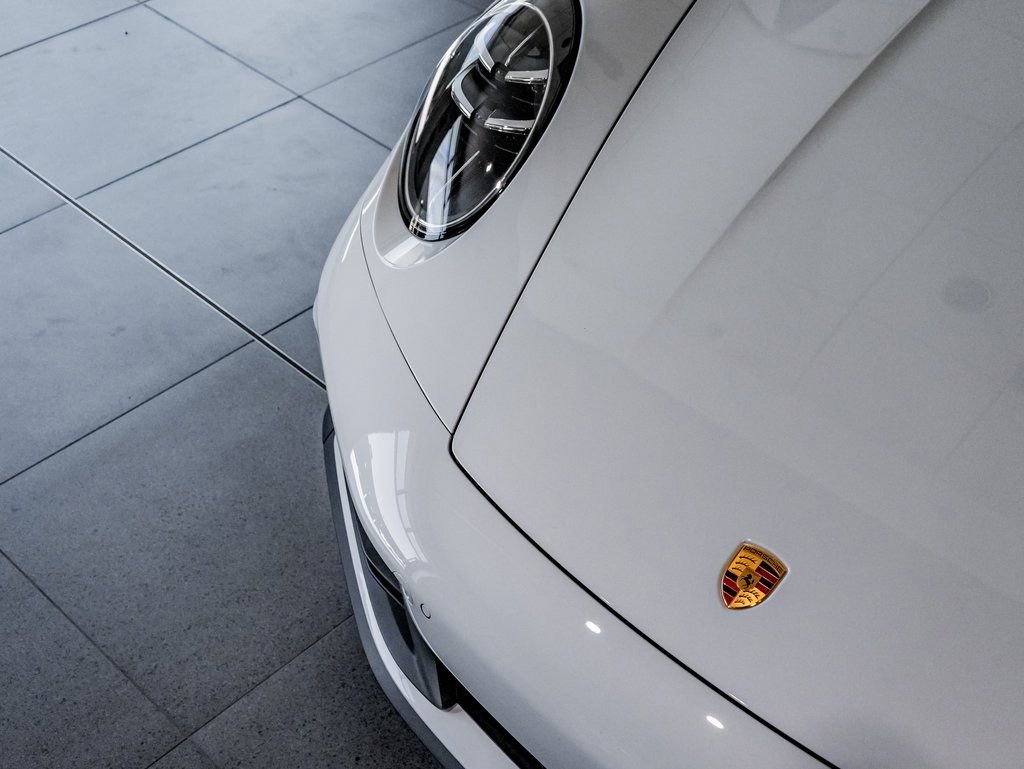 Certified 2025 Porsche 911 Carrera image 15