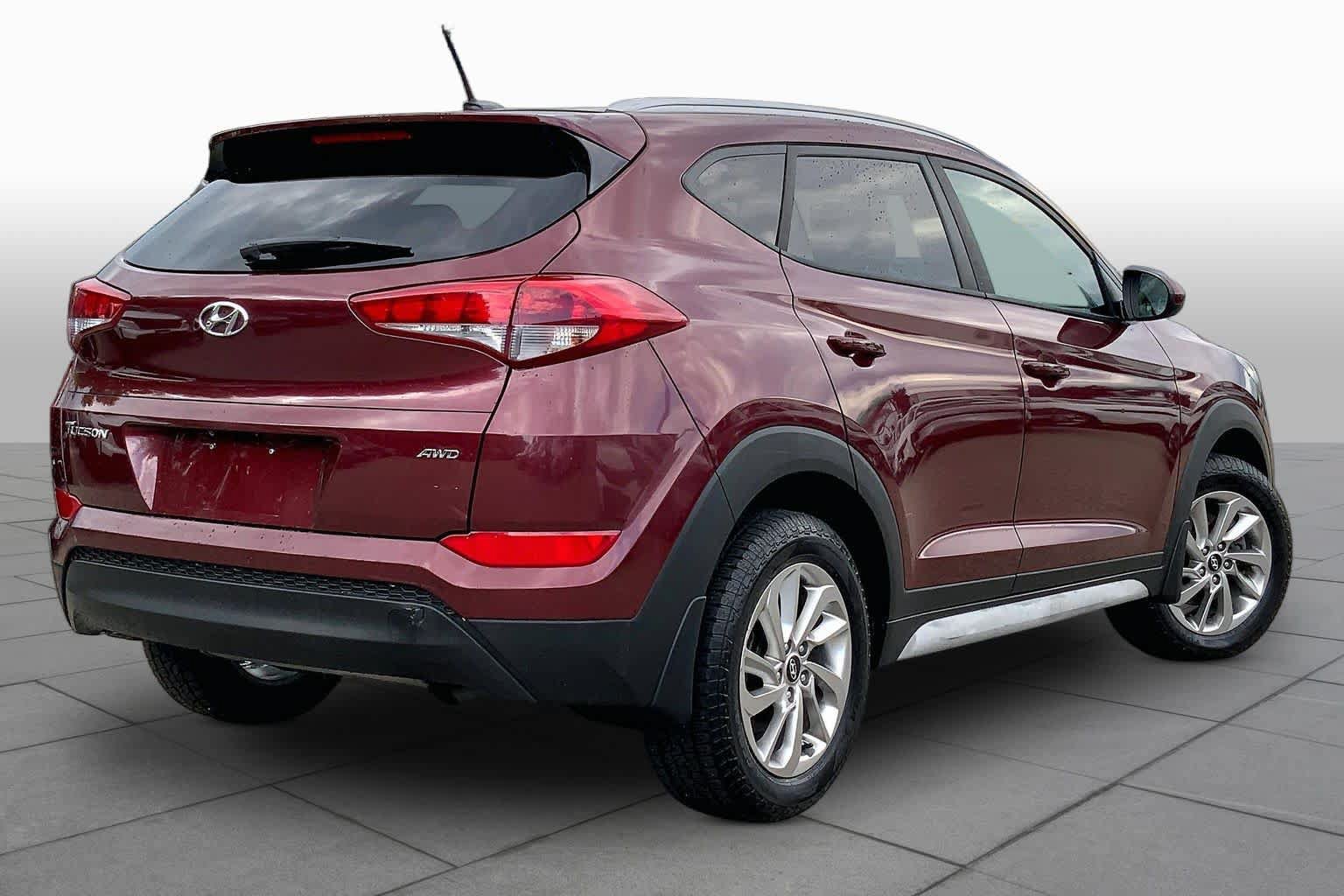 Used 2017 Hyundai Tucson SE w/ SE Popular Package 02 AWD/4WD image 13