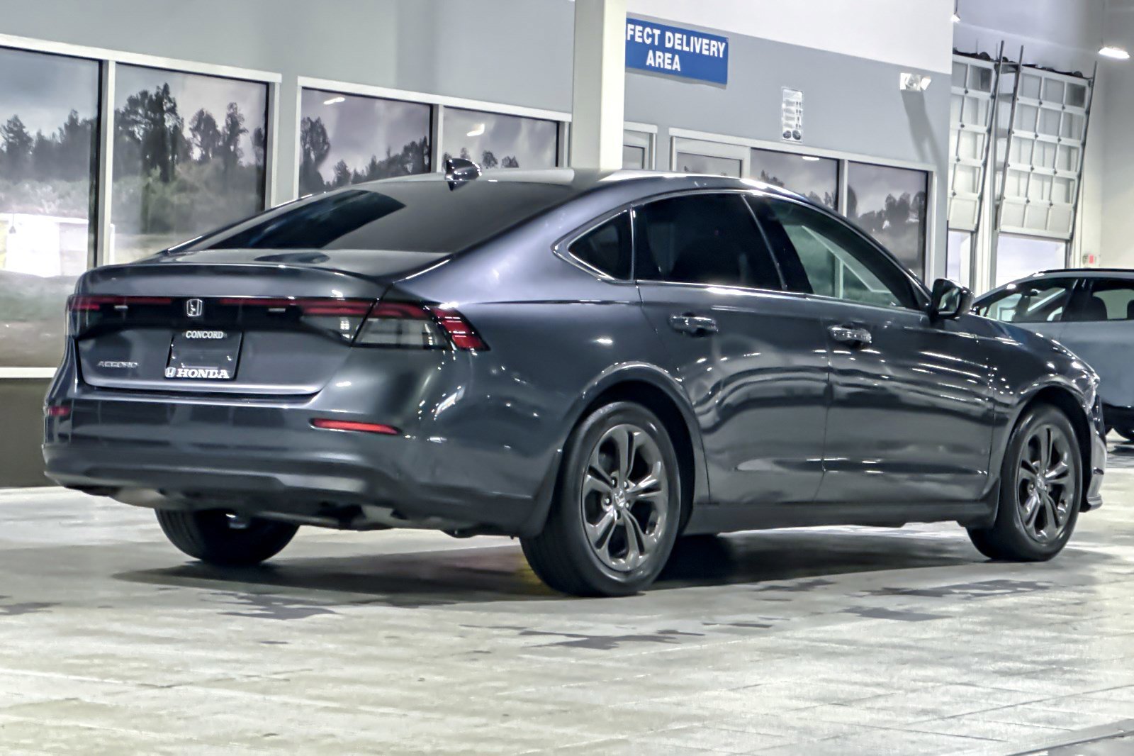 Used 2023 Honda Accord EX image 8