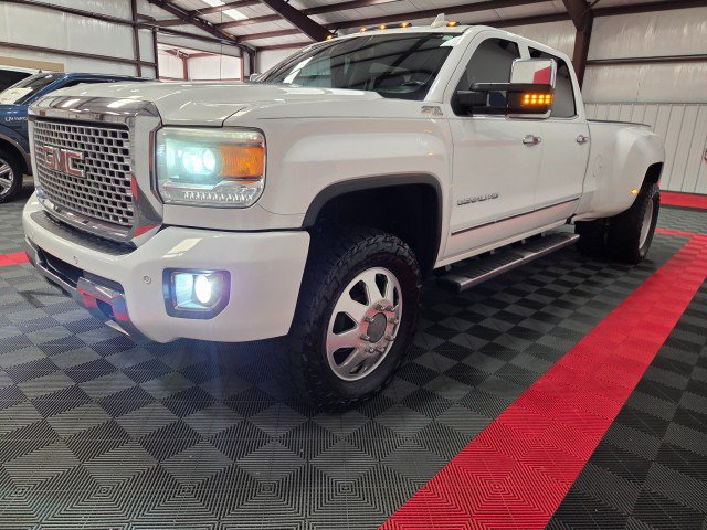 Used 2016 GMC Sierra 3500 Denali w/ Duramax Plus Package image 26