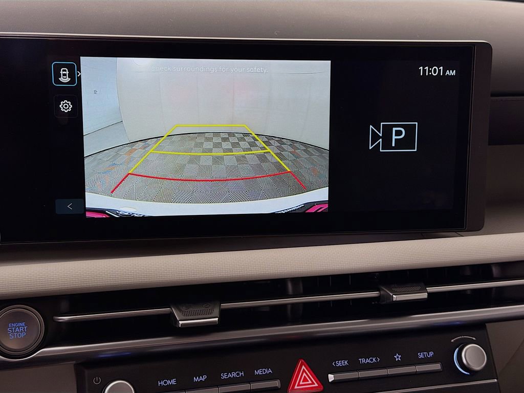 Used 2025 Hyundai Tucson SE FWD image 18