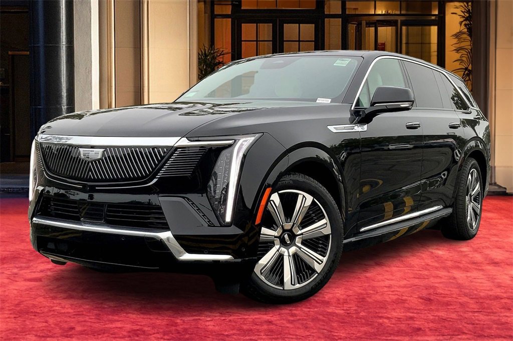 Used 2025 Cadillac Escalade IQ Luxury 1