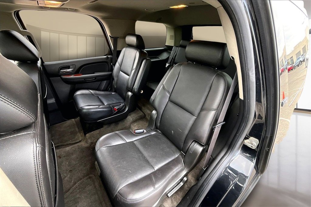 Used 2010 Chevrolet Tahoe LTZ image 28