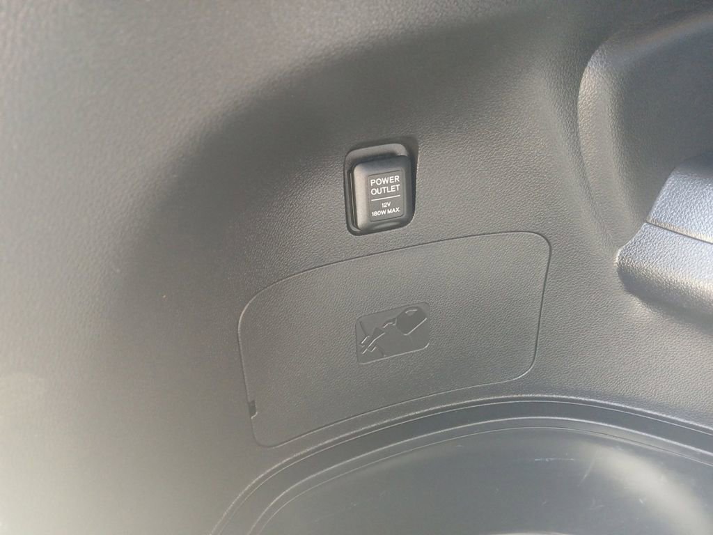 Used 2017 Honda Pilot Touring image 20