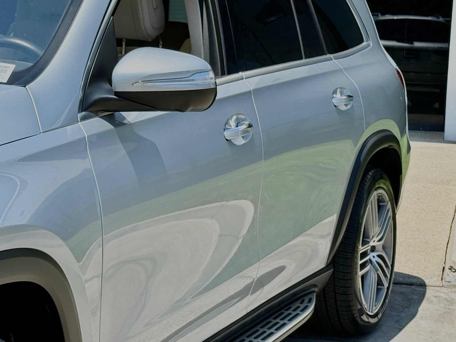 Used 2022 Mercedes-Benz GLS 450 4MATIC w/ Warmth & Comfort Package image 4
