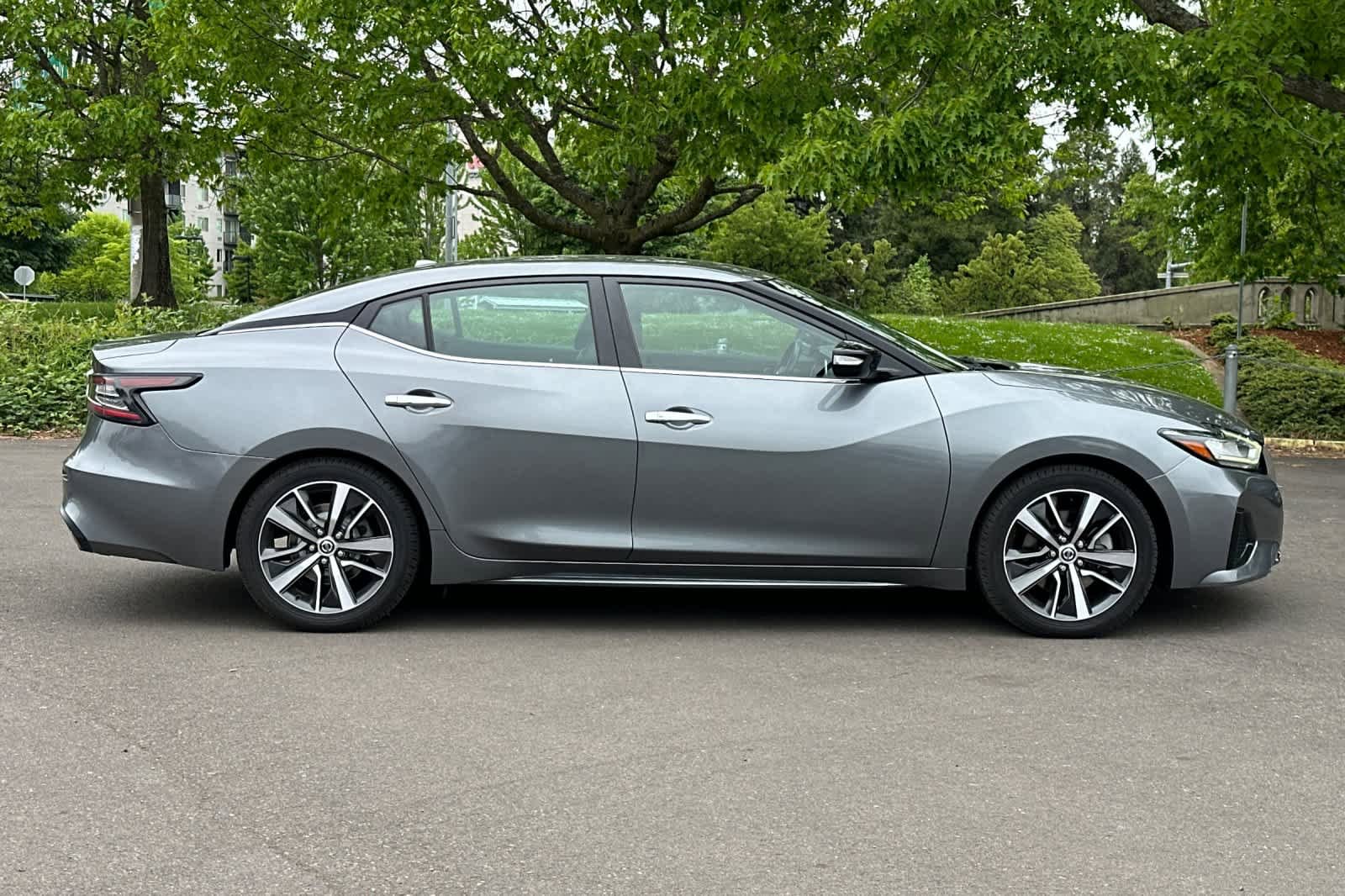 Used 2020 Nissan Maxima 3.5 SV w/ Floor Mat Group FWD image 8