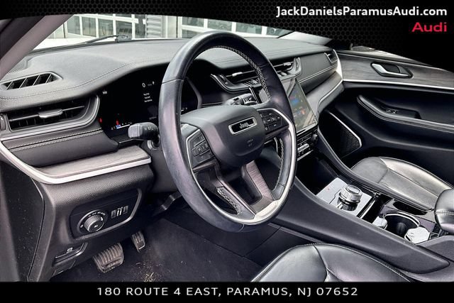 Used 2021 Jeep Grand Cherokee L Limited AWD/4WD image 11