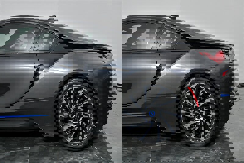 Used 2015 BMW i8 image 7