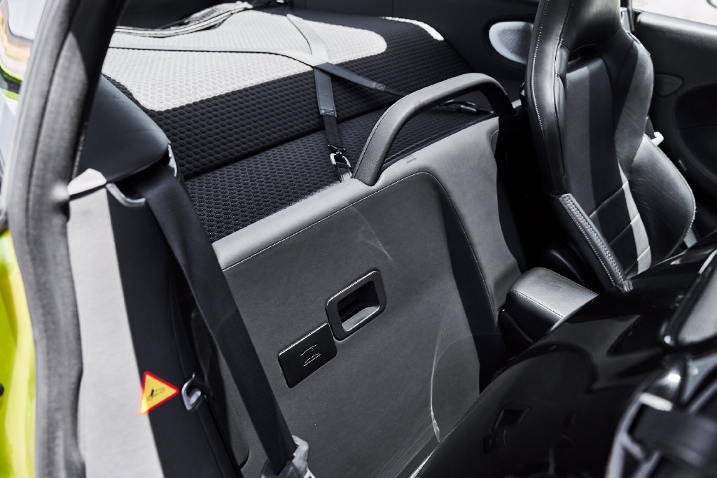 Used 2023 McLaren GT RWD image 42