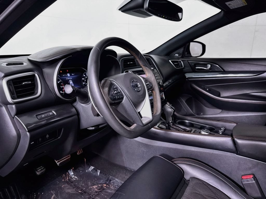 Used 2019 Nissan Maxima SR w/ Premium Package FWD image 9