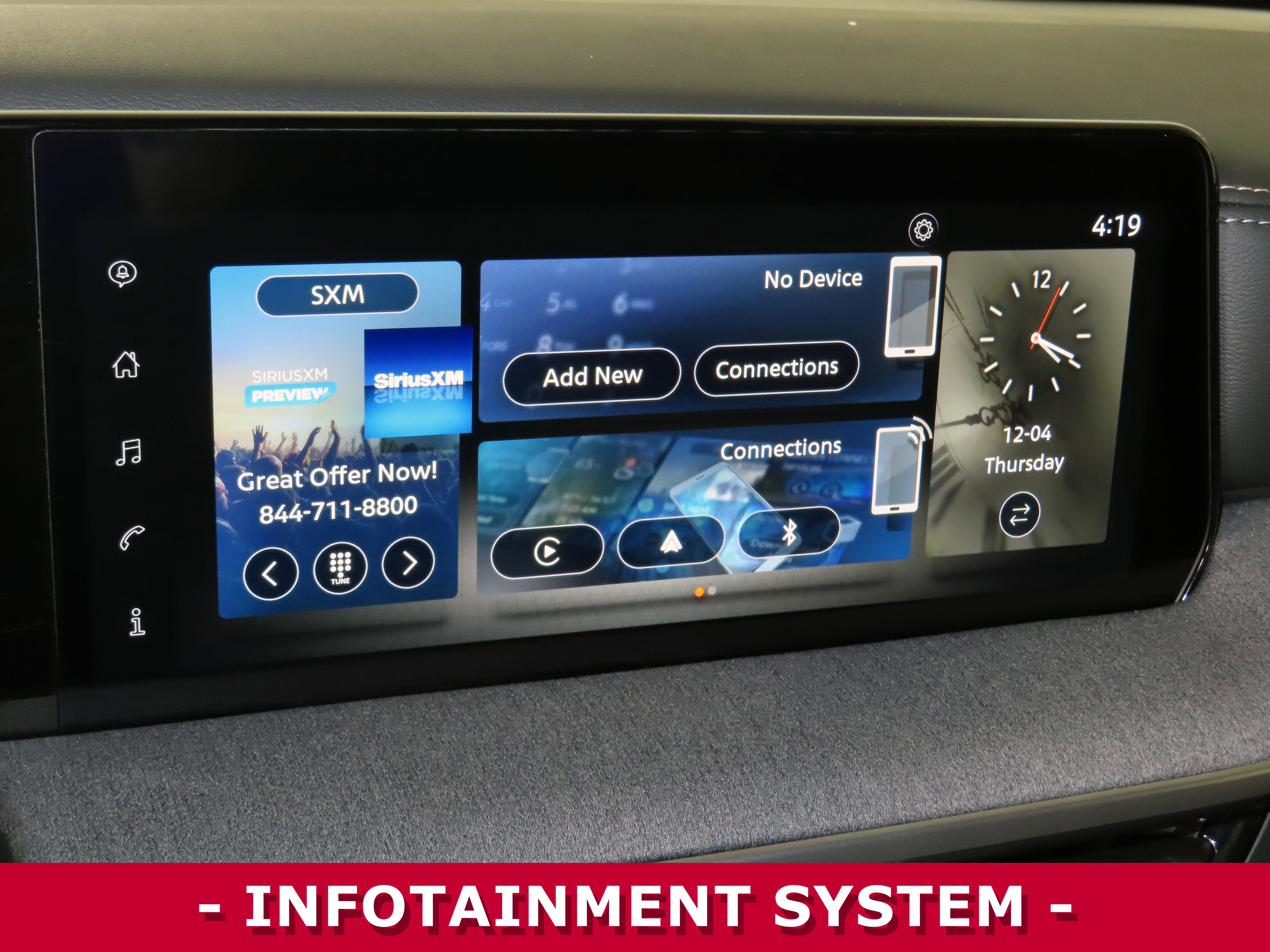 Certified 2025 Nissan Kicks SV w/ Illumination Package image 16