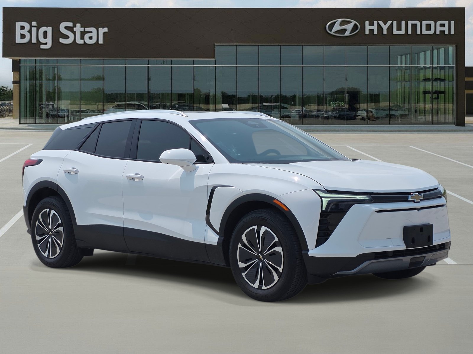 Used 2024 Chevrolet Blazer EV LT AWD/4WD image 6