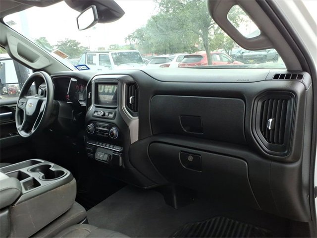 Used 2024 Chevrolet Silverado 2500 Custom w/ Custom Convenience Package image 5